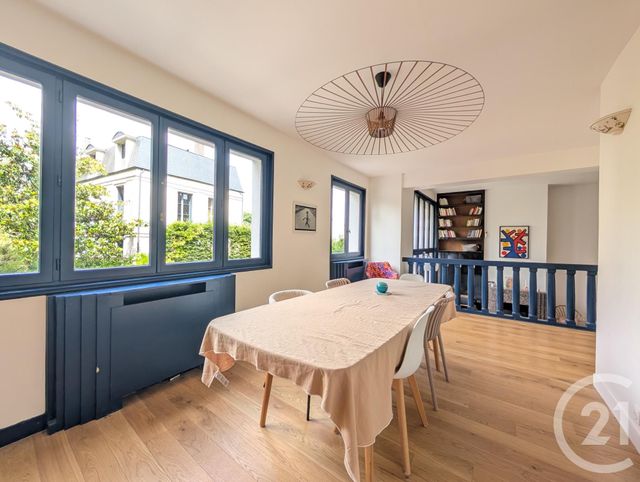 Maison &agrave; vendre - 8 pi&egrave;ces - 184,15 m2 - Suresnes - 92 - ILE-DE-FRANCE