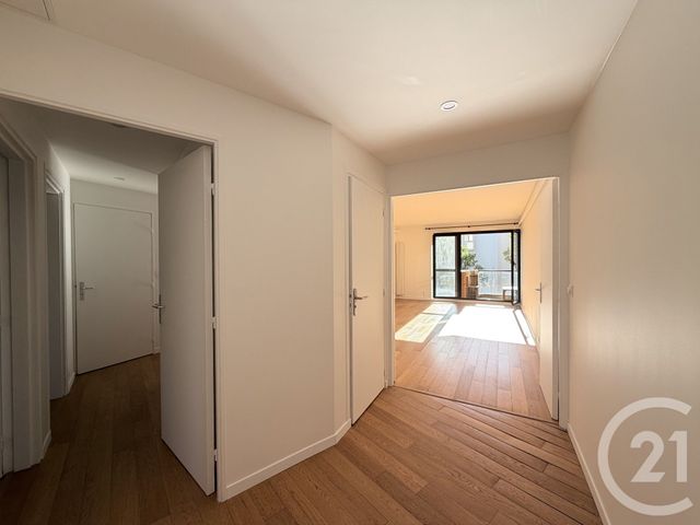Appartement F4 &agrave; louer - 4 pi&egrave;ces - 82 m2 - Suresnes - 92 - ILE-DE-FRANCE