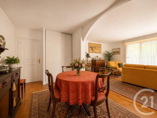 Appartement F4 &agrave; vendre - 4 pi&egrave;ces - 85,89 m2 - Rueil Malmaison - 92 - ILE-DE-FRANCE