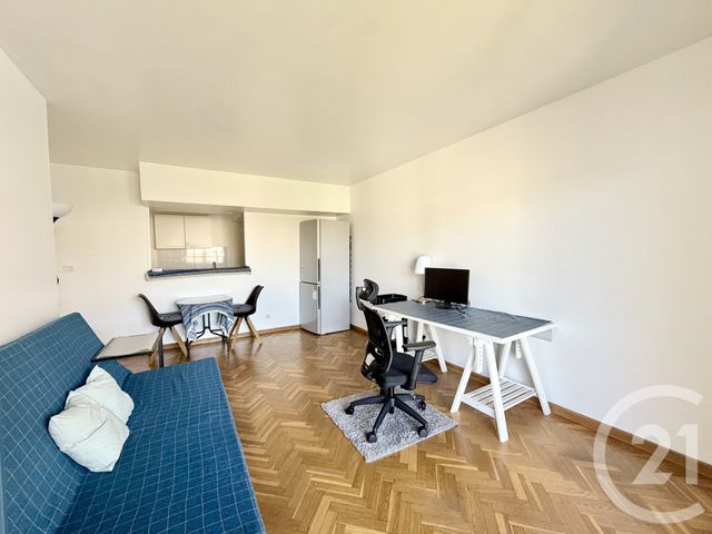 Appartement F2 &agrave; louer - 2 pi&egrave;ces - 46 m2 - Suresnes - 92 - ILE-DE-FRANCE