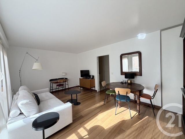 Appartement F2 &agrave; louer - 2 pi&egrave;ces - 45,14 m2 - Suresnes - 92 - ILE-DE-FRANCE