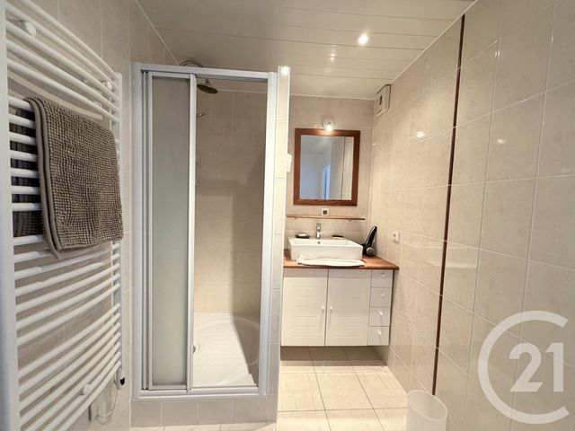 Appartement F2 &agrave; louer - 2 pi&egrave;ces - 45,14 m2 - Suresnes - 92 - ILE-DE-FRANCE