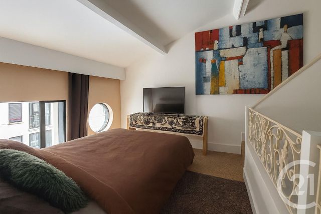 Maison à vendre - 5 pièces - 191,12 m2 - Suresnes - 92 - ILE-DE-FRANCE