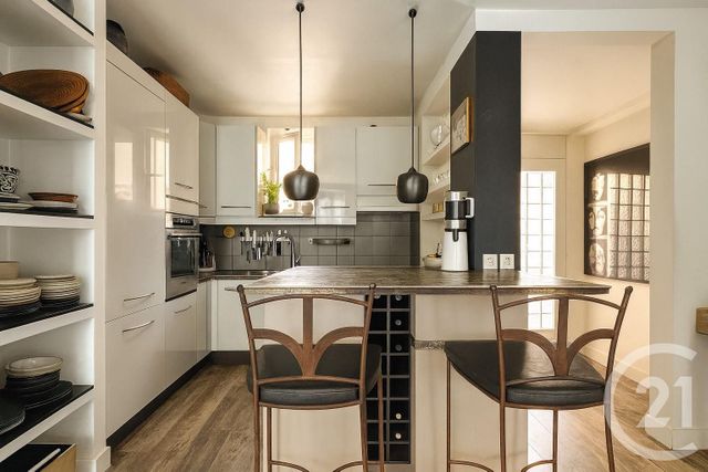 Maison à vendre - 5 pièces - 191,12 m2 - Suresnes - 92 - ILE-DE-FRANCE