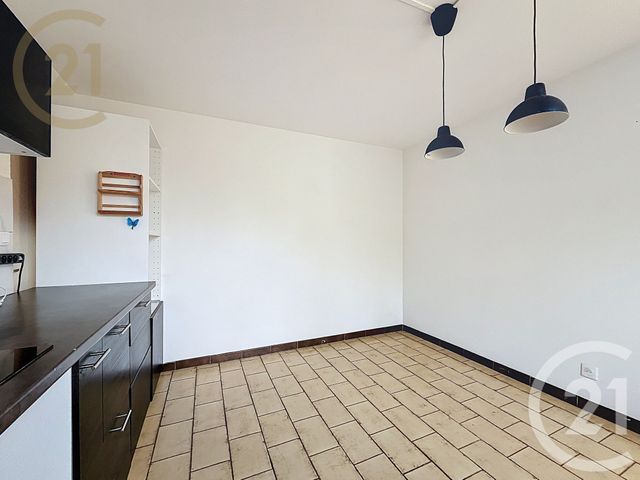 Appartement F3 &agrave; vendre - 3 pi&egrave;ces - 75 m2 - Frontignan - 34 - LANGUEDOC-ROUSSILLON