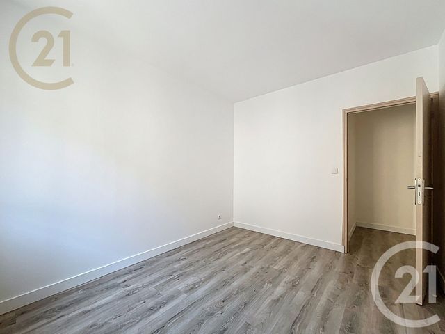 Appartement F3 &agrave; louer - 3 pi&egrave;ces - 70,03 m2 - Frontignan - 34 - LANGUEDOC-ROUSSILLON