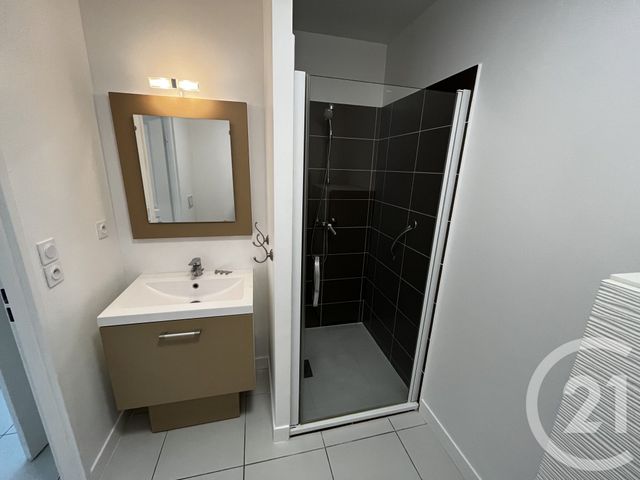 Appartement F3 &agrave; louer - 3 pi&egrave;ces - 61,72 m2 - Poussan - 34 - LANGUEDOC-ROUSSILLON