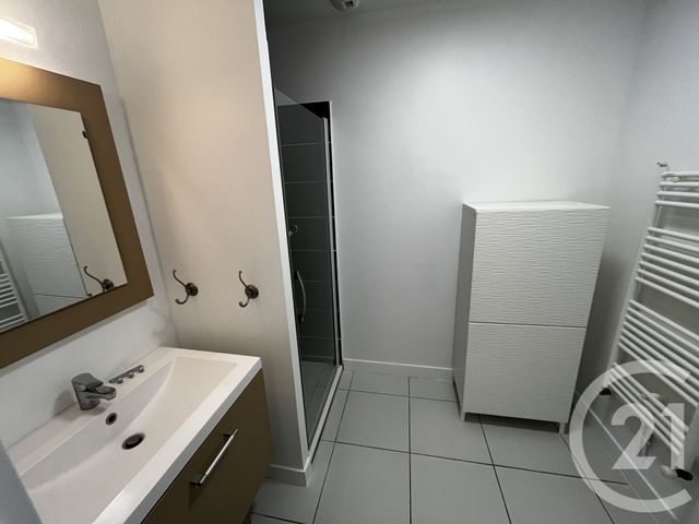 Appartement F3 &agrave; louer - 3 pi&egrave;ces - 61,72 m2 - Poussan - 34 - LANGUEDOC-ROUSSILLON