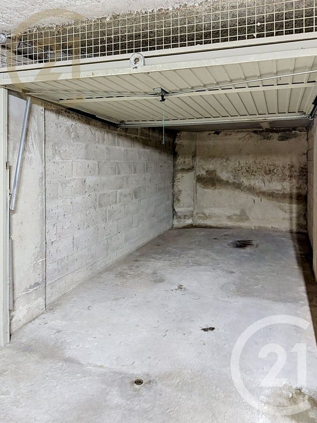 Parking &agrave; vendre - 12,10 m2 - Montpellier - 34 - LANGUEDOC-ROUSSILLON