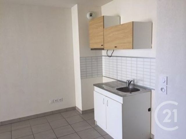Appartement F2 &agrave; louer - 2 pi&egrave;ces - 38,17 m2 - Avignon - 84 - PROVENCE-ALPES-COTE-D-AZUR