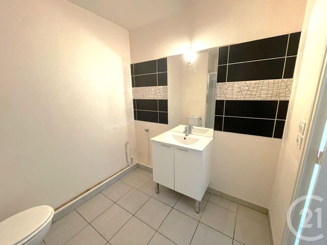 Appartement F2 &agrave; louer - 2 pi&egrave;ces - 38,17 m2 - Avignon - 84 - PROVENCE-ALPES-COTE-D-AZUR