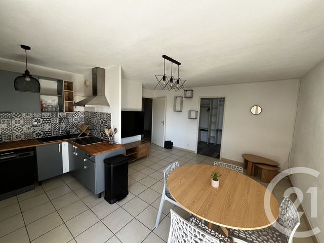 Appartement F3 &agrave; louer - 3 pi&egrave;ces - 53,37 m2 - Frontignan - 34 - LANGUEDOC-ROUSSILLON