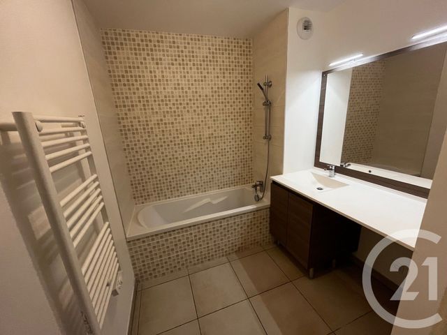 Appartement F3 &agrave; louer - 3 pi&egrave;ces - 61,70 m2 - Montpellier - 34 - LANGUEDOC-ROUSSILLON