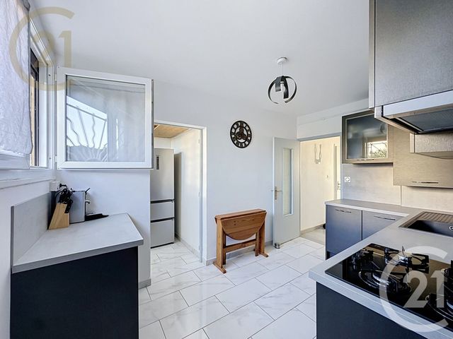 Appartement T6 &agrave; vendre - 6 pi&egrave;ces - 108,31 m2 - Frontignan - 34 - LANGUEDOC-ROUSSILLON