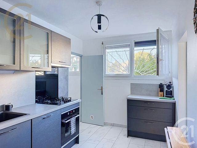 Appartement T6 &agrave; vendre - 6 pi&egrave;ces - 108,31 m2 - Frontignan - 34 - LANGUEDOC-ROUSSILLON