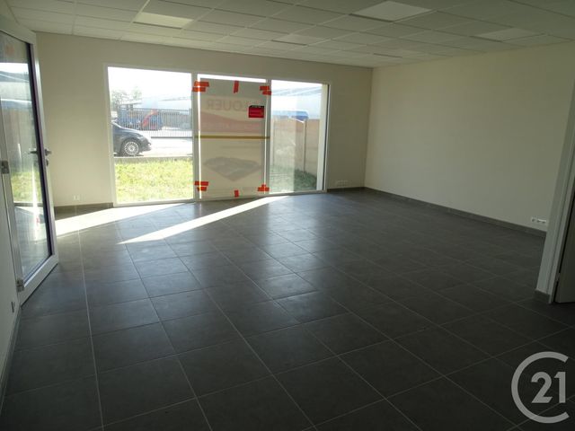 Local commercial à louer - 149.0 m2 - 56 - Morbihan