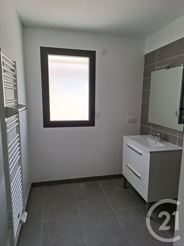 Maison &agrave; louer - 4 pi&egrave;ces - 94,96 m2 - Penestin - 56 - BRETAGNE