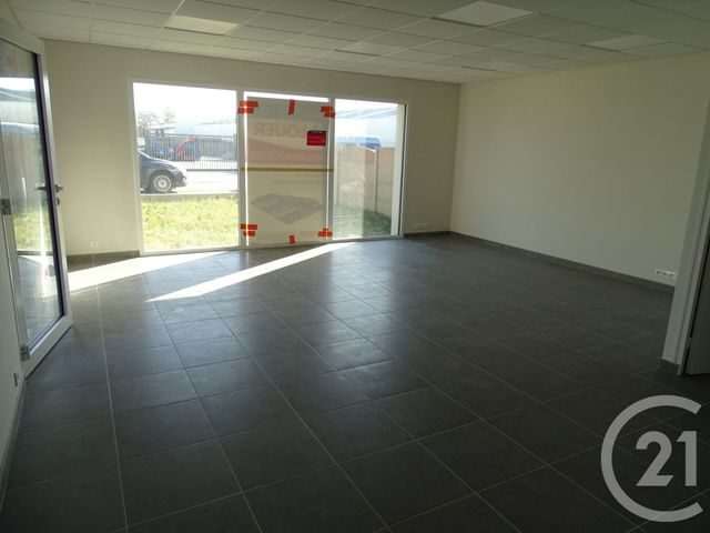 Maison &agrave; louer - 2 pi&egrave;ces - 156 m2 - Penestin - 56 - BRETAGNE