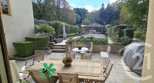 Maison &agrave; vendre - 12 pi&egrave;ces - 828 m2 - Le Creusot - 71 - BOURGOGNE