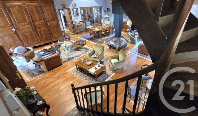 Maison &agrave; vendre - 12 pi&egrave;ces - 828 m2 - Le Creusot - 71 - BOURGOGNE