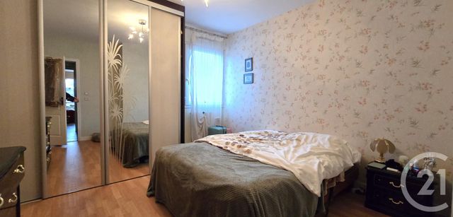 Appartement T3 &agrave; vendre - 3 pi&egrave;ces - 81,10 m2 - Montceau Les Mines - 71 - BOURGOGNE