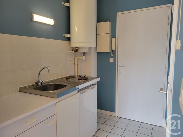 Appartement Studio &agrave; vendre - 1 pi&egrave;ce - 18 m2 - Le Creusot - 71 - BOURGOGNE