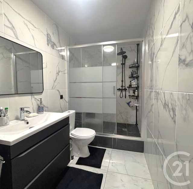 Maison &agrave; vendre - 6 pi&egrave;ces - 240 m2 - Le Creusot - 71 - BOURGOGNE