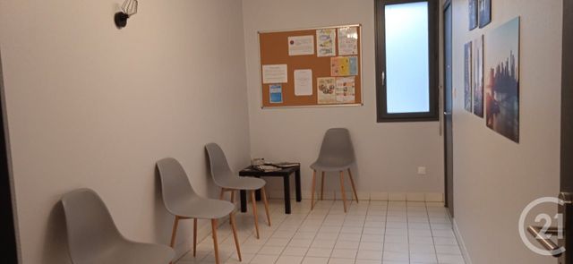 Appartement Local à louer - 3 pièces - 63 m2 - Argentre Du Plessis - 35 - BRETAGNE