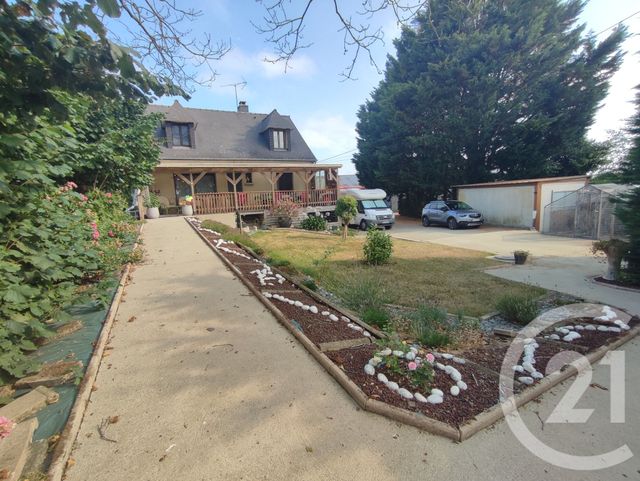 Maison à vendre - 5 pièces - 113 m2 - Etrelles - 35 - BRETAGNE