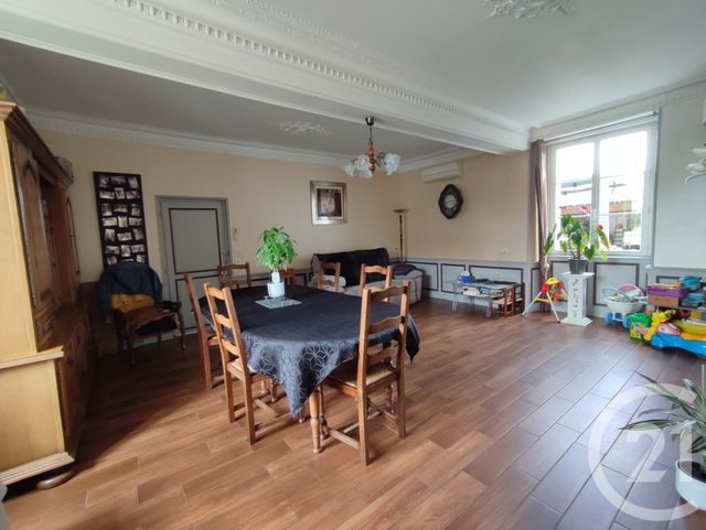 Maison à vendre - 7 pièces - 200 m2 - Cuille - 53 - PAYS-DE-LOIRE