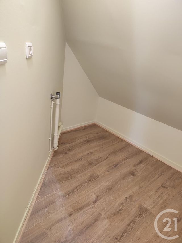 Appartement T2 &agrave; louer - 2 pi&egrave;ces - 33,29 m2 - Vitre - 35 - BRETAGNE