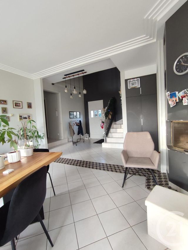 Maison &agrave; vendre - 12 pi&egrave;ces - 251 m2 - Argentre Du Plessis - 35 - BRETAGNE