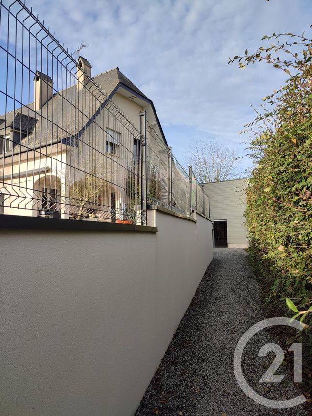 Maison &agrave; vendre - 12 pi&egrave;ces - 251 m2 - Argentre Du Plessis - 35 - BRETAGNE