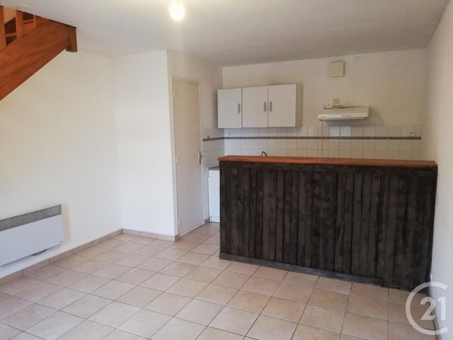 Maison &agrave; louer - 2 pi&egrave;ces - 30,76 m2 - Etrelles - 35 - BRETAGNE