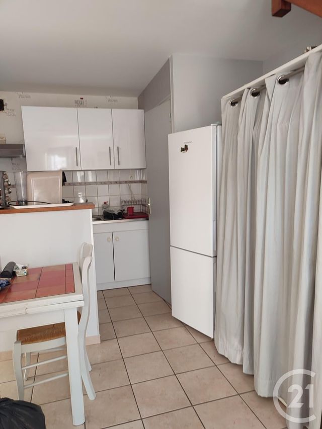 Appartement &agrave; louer - 2 pi&egrave;ces - 30 m2 - Etrelles - 35 - BRETAGNE