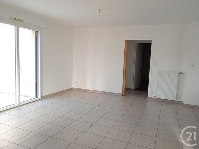 Maison &agrave; louer - 3 pi&egrave;ces - 73,86 m2 - Domalain - 35 - BRETAGNE