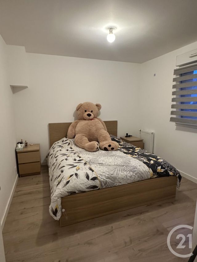 Appartement T3 &agrave; louer - 3 pi&egrave;ces - 61,70 m2 - Noyal Sur Vilaine - 35 - BRETAGNE