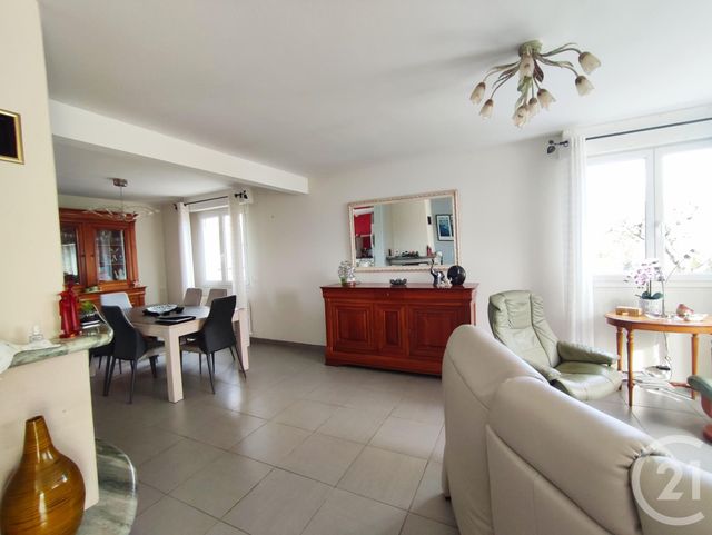 Maison &agrave; vendre - 6 pi&egrave;ces - 140 m2 - St Pierre La Cour - 53 - PAYS-DE-LOIRE