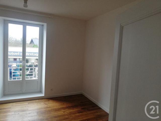 Appartement &agrave; louer - 3 pi&egrave;ces - 71 m2 - Argentre Du Plessis - 35 - BRETAGNE