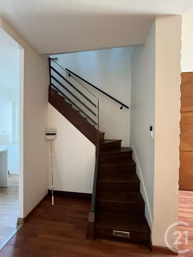 Appartement &agrave; louer - 3 pi&egrave;ces - 71 m2 - Argentre Du Plessis - 35 - BRETAGNE