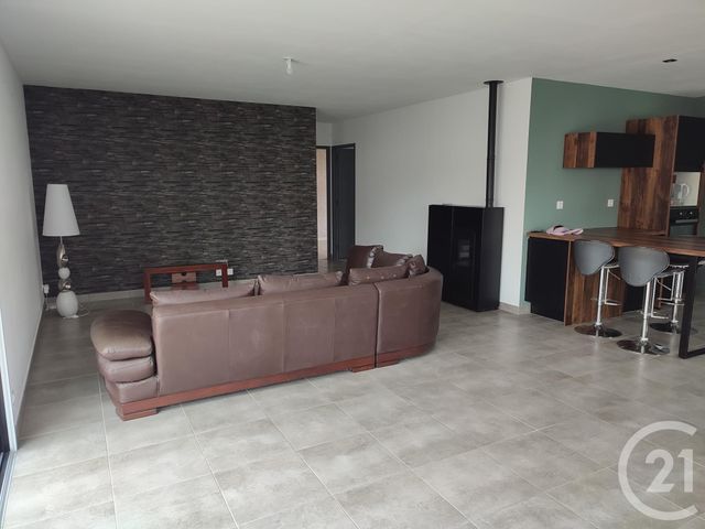 Maison &agrave; louer - 4 pi&egrave;ces - 102,02 m2 - Etrelles - 35 - BRETAGNE