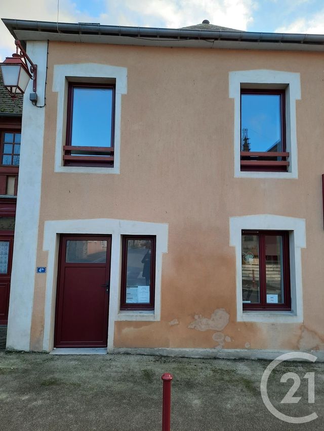 Appartement &agrave; louer - 3 pi&egrave;ces - 79,89 m2 - St Germain Du Pinel - 35 - BRETAGNE