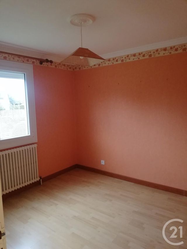 Maison &agrave; louer - 5 pi&egrave;ces - 120 m2 - Argentre Du Plessis - 35 - BRETAGNE