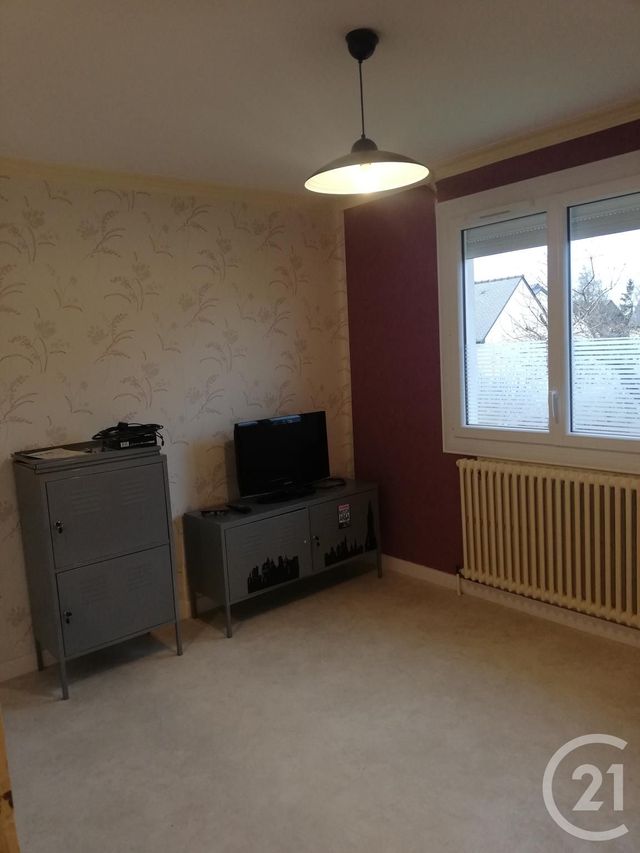 Maison &agrave; louer - 5 pi&egrave;ces - 120 m2 - Argentre Du Plessis - 35 - BRETAGNE