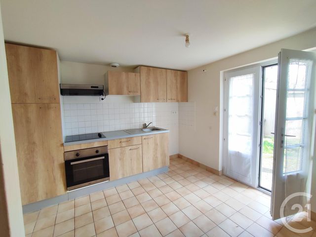 Appartement &agrave; louer - 2 pi&egrave;ces - 43,57 m2 - St Cyr Le Gravelais - 53 - PAYS-DE-LOIRE