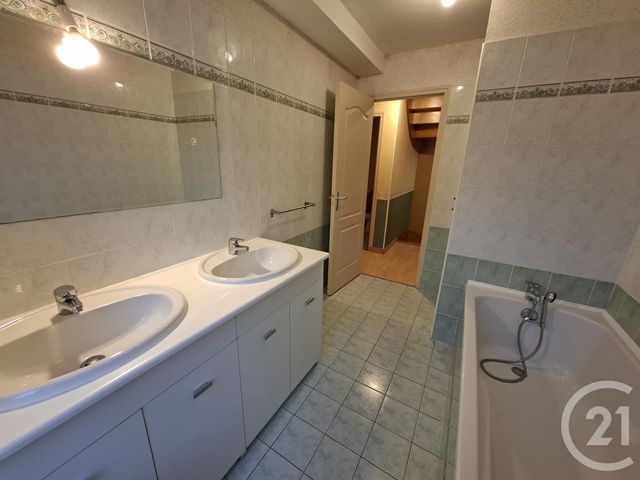 Maison &agrave; louer - 5 pi&egrave;ces - 107 m2 - Vergeal - 35 - BRETAGNE