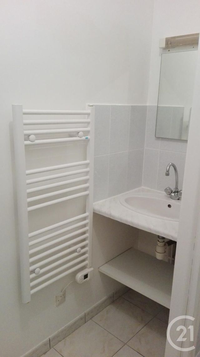 Appartement T2 &agrave; louer - 2 pi&egrave;ces - 34,54 m2 - Etrelles - 35 - BRETAGNE