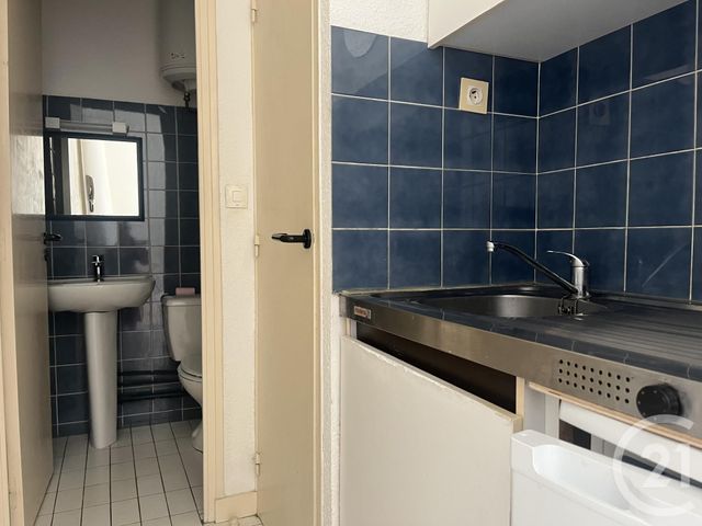 Appartement Studio &agrave; louer - 1 pi&egrave;ce - 15 m2 - Rennes - 35 - BRETAGNE