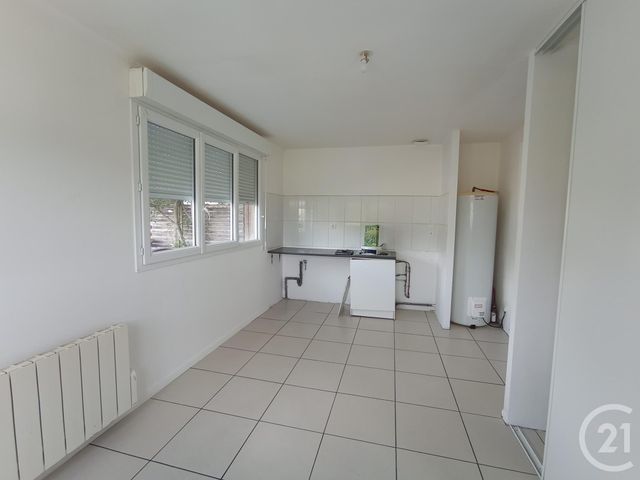 Maison &agrave; louer - 4 pi&egrave;ces - 90 m2 - Cuille - 53 - PAYS-DE-LOIRE