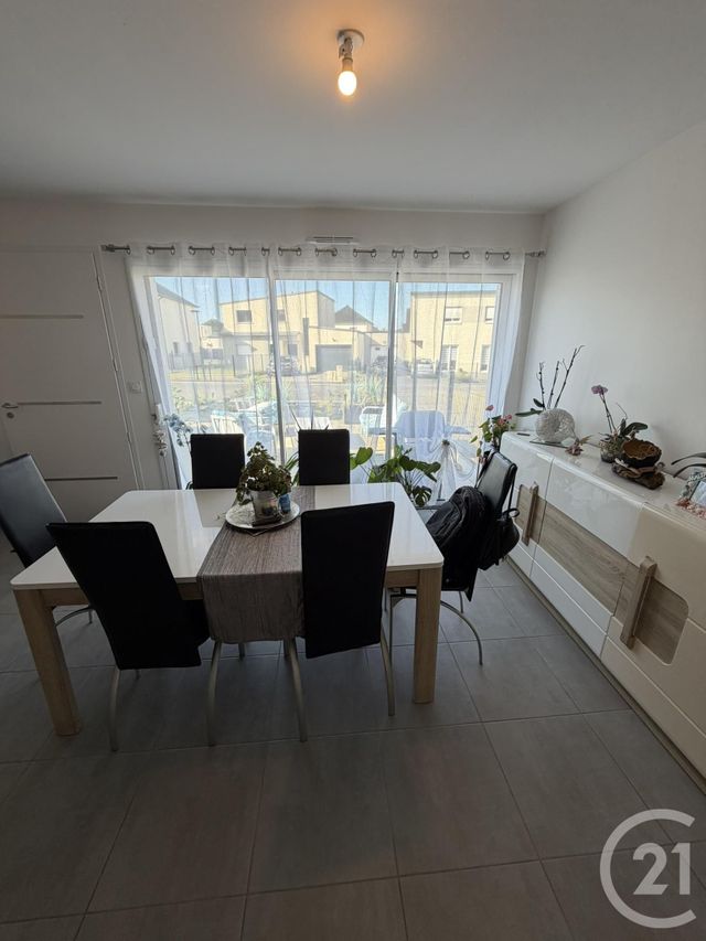 Maison &agrave; louer - 4 pi&egrave;ces - 88,08 m2 - Etrelles - 35 - BRETAGNE